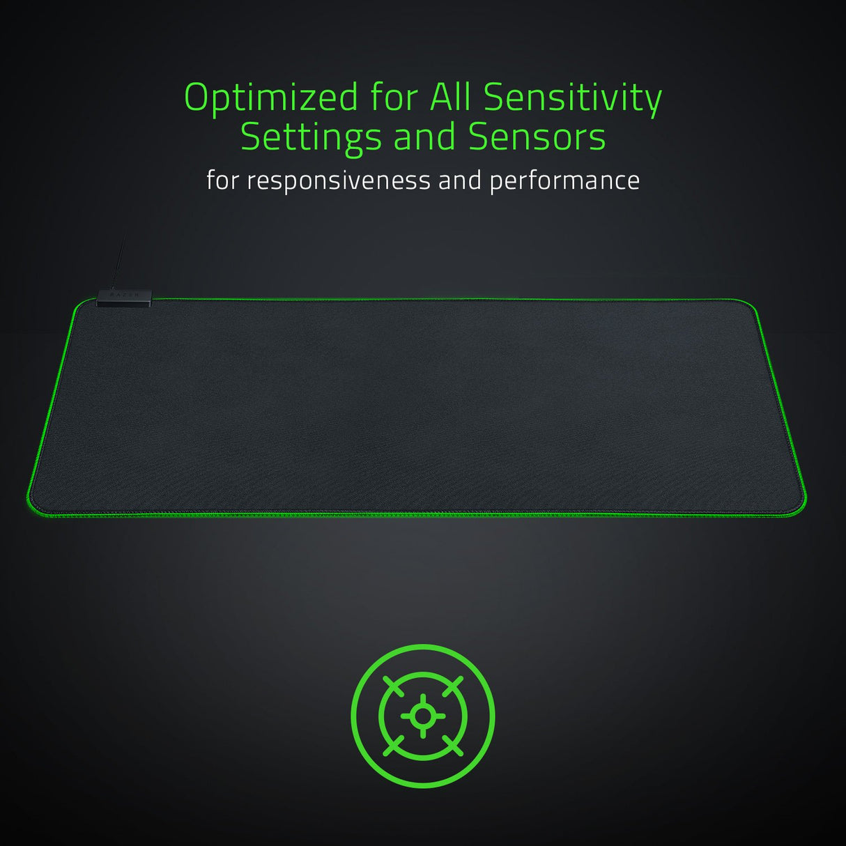 Razer Goliathus Extended Chroma - Alfombrilla suave para juegos con iluminación RGB (soporte para cables, superficie de tela, borde cosido, optimizado para todos los ratones) Negro