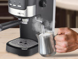 beper P101CAF100 Cafetera Espresso Duetta, 1100W, Compatible con monodosis y café en polvo, Cafetera con brazo de salida doble, 15 bar, Calienta tazas, vaso medidor y prensador incluidos, Negra