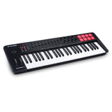 M-Audio Oxygen 49 (MKV) - teclado controlador MIDI USB con 49 teclas, beat pads, Smart Chord, modos de escala, arpegiador y pack de sonidos de Native Instruments (integración de NKS)
