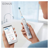 Oral-B Genius 8500n - Cepillo de dientes eléctrico, recargable, con 1 mango conectado por Bluetooth, detector de posición, plateado, 1 cabezal y 1 funda de viaje