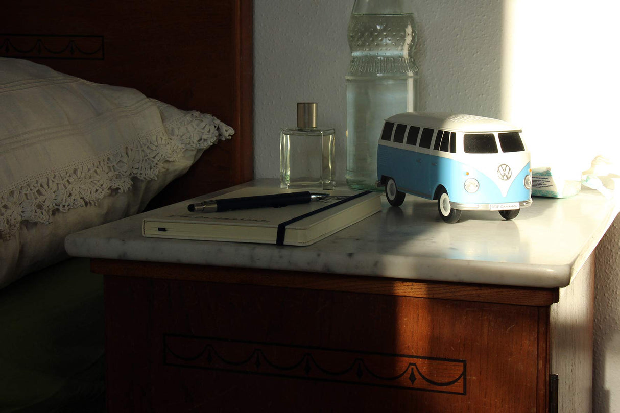 Brisa VW Collection - Altavoz portátil Bluetooth inalámbrico Volkswagen T1 Camper Bus (Escala: 1:20/Bus Clásico/Azul)