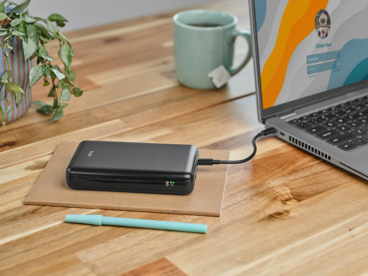 Trust Laro Power Bank 20000mAh 100W para Portátil 2X USB-C 1x USB-A, Batería Externa Carga Rapida, Cargador Portátil Powerbank iPhone Macbook iPad Steam Deck Xiaomi DELL ASUS Lenovo HP