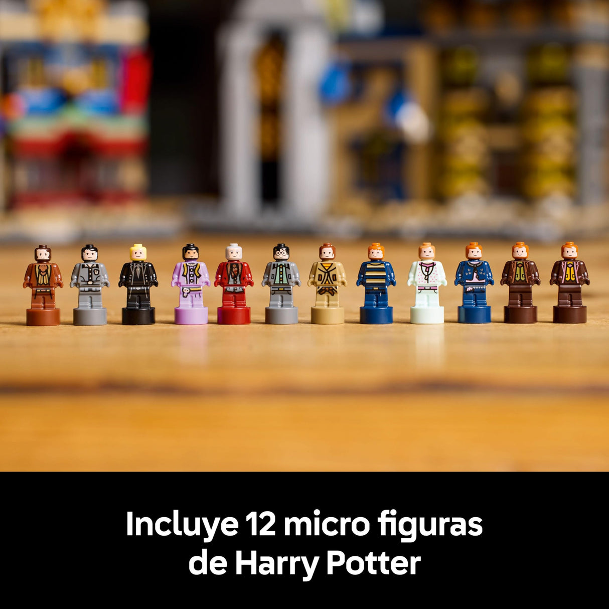 LEGO Harry Potter Tiendas Mágicas del Callejón Diagon Maqueta para Adultos y 12 Micro Figuras de Colección, Autobús Noctámbulo, Regalo para Mujeres y Hombres, Decoración Dormitorio, Set de Magia 76444