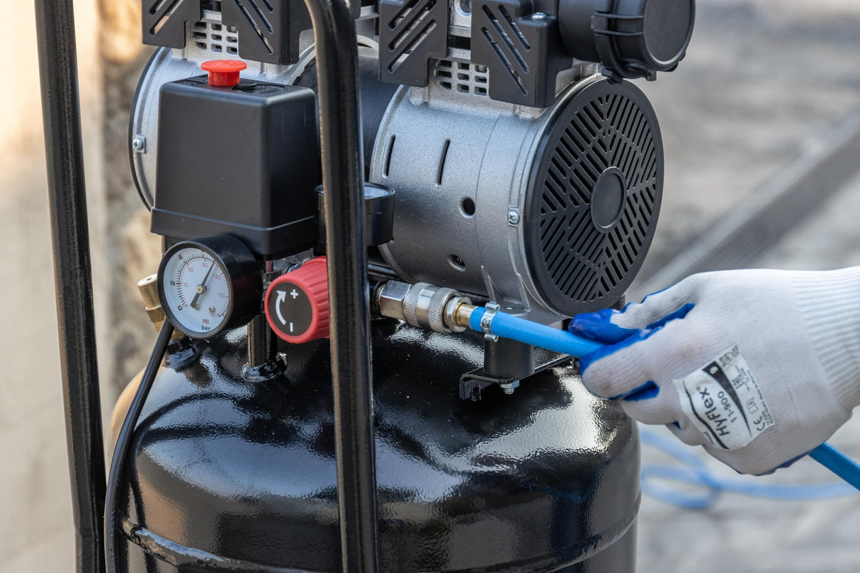 FIAC Compresor de Aire Vertical Silencioso SUPERSILENT 50V, Sin Aceite, Presión Máxima 8 Bar, 1 Hp, Depósito 50 Litros, Nivel sonoro 58 dB LpA