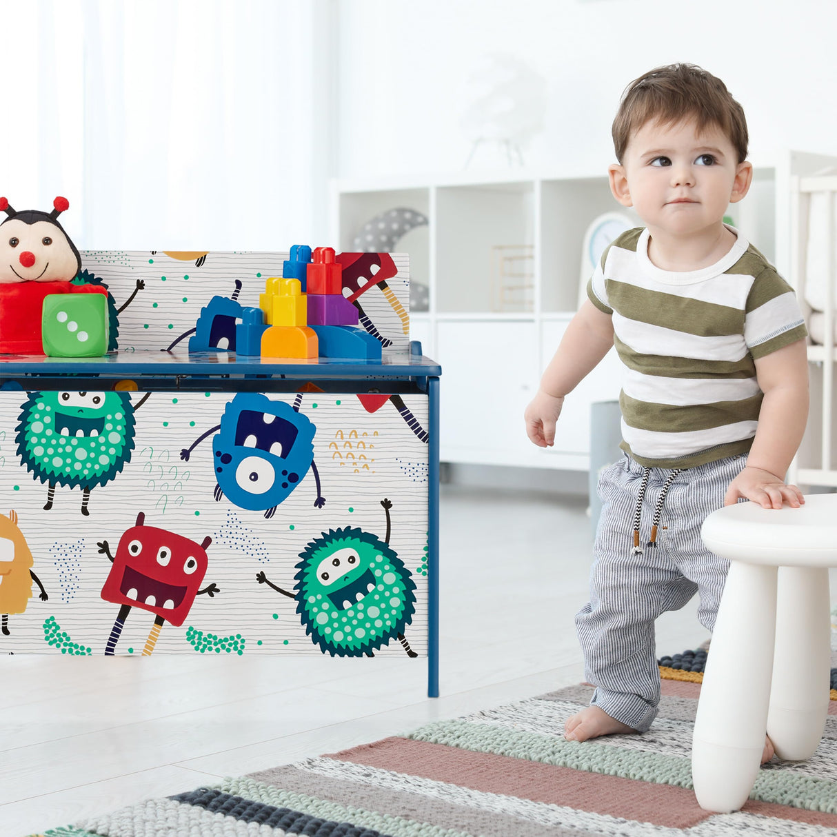 Relaxdays Caja Juguetes Diseño Monstruos, Baúl Infantil Almacenaje con Tapa, Arcón Niños, 50x60x36,5cm, MDF, Azul/Blanco, Tablero de Fibras