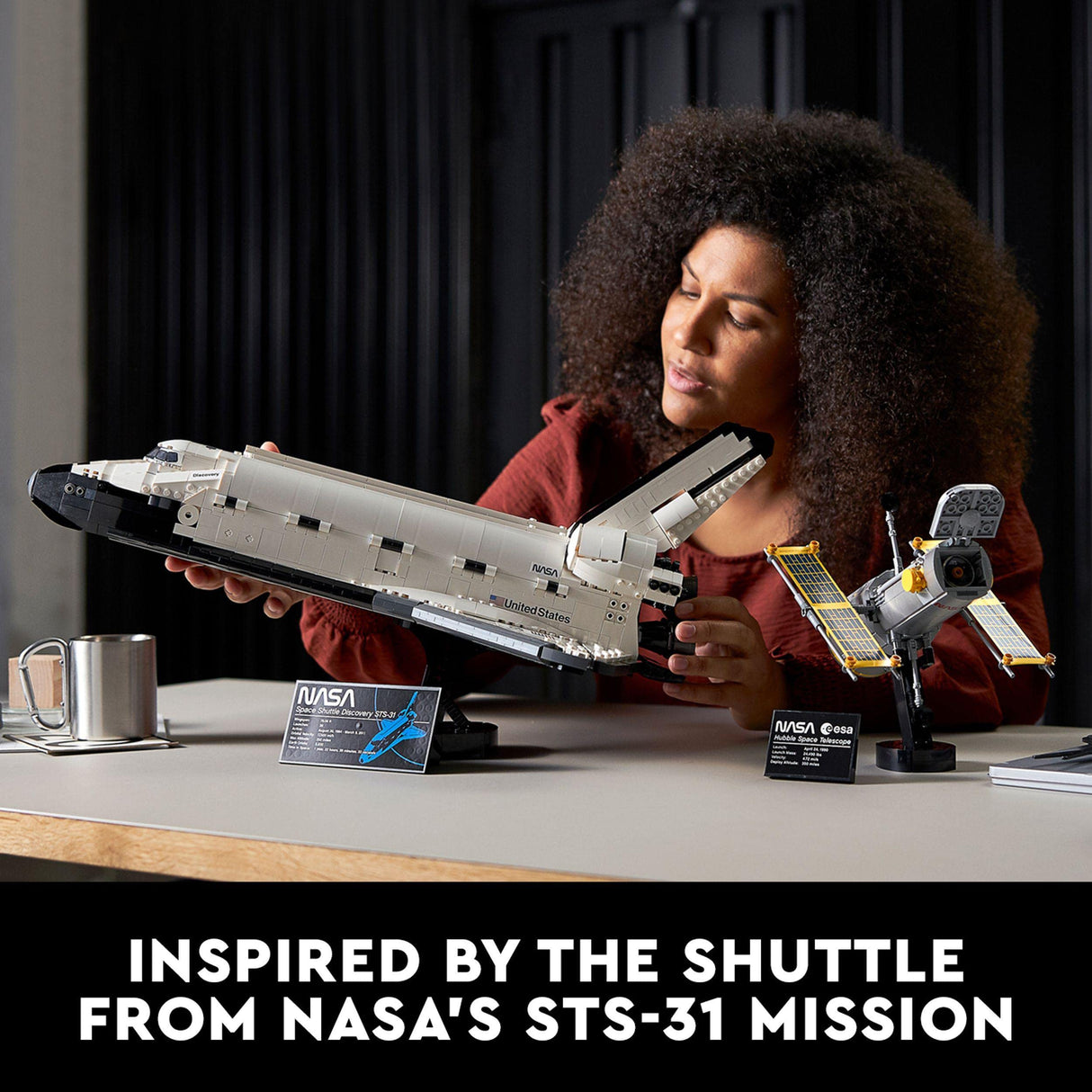 LEGO Icons Transbordador Espacial Discovery de la NASA, Maqueta de Construcción para Adultos de Temática Espacial, Decoración para la Casa y Oficina, Regalo para Hombres y Mujeres 10283