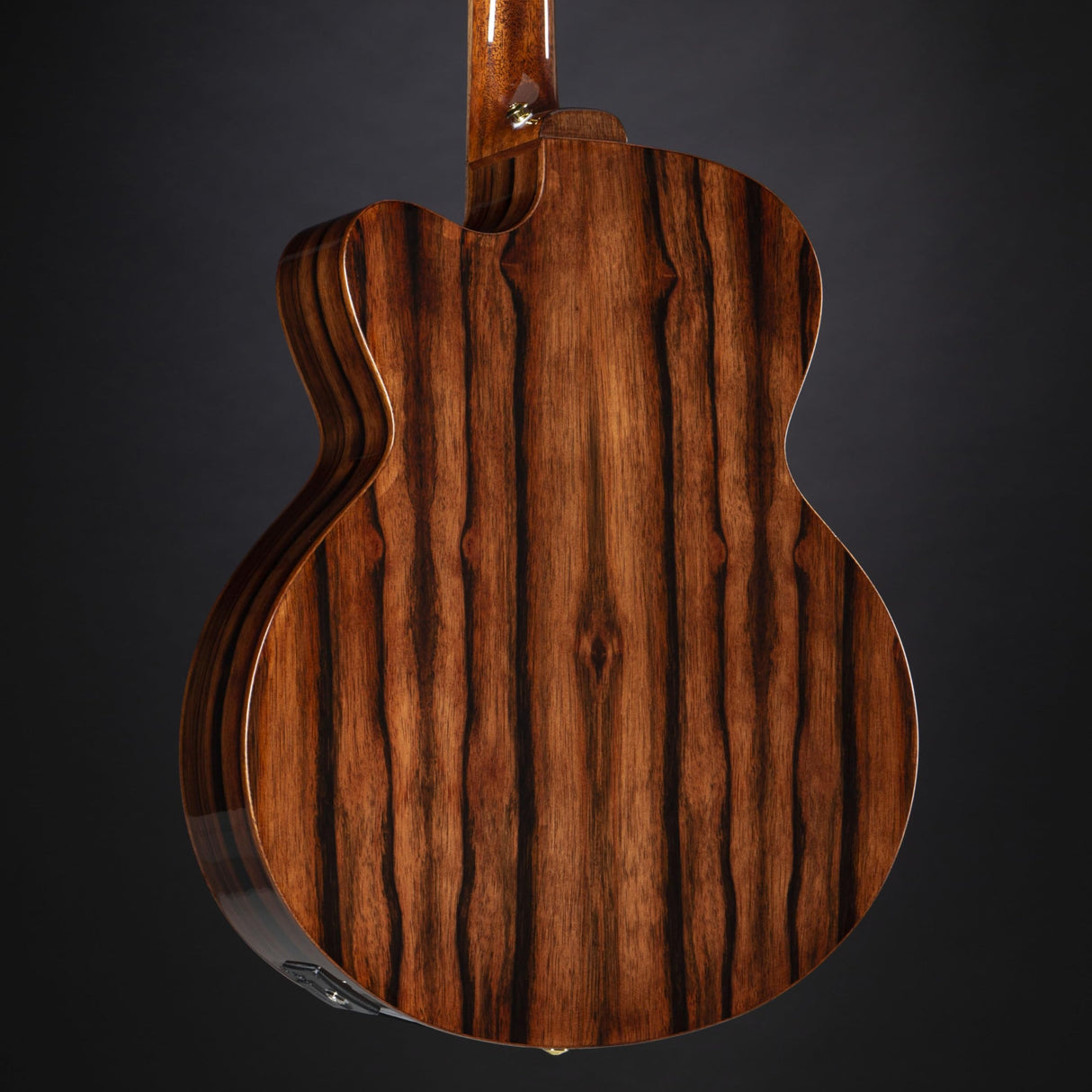 Ortega Private Room Series - Preamplificador para bajo acústico, 4 cuerdas, incluye reposabrazos integrado, funda y correa
