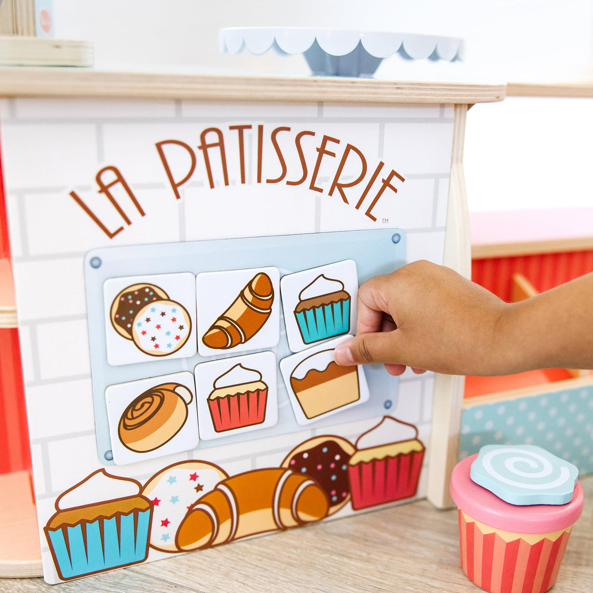 Melissa & Doug – Panadería La Patisserie de Madera (39 Piezas) - Certificados FSC