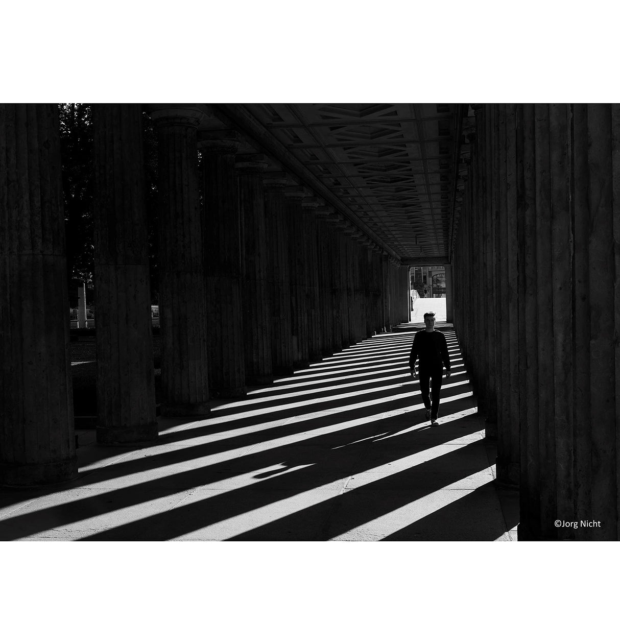 Panasonic LUMIX H-FS12032 - Objetivo Zoom estándar para cámaras de montura M4/3 (Focal 12-32 mm, F3.5-F5.6, tamaño filtro 37 mm, MEGA O.I.S), negro