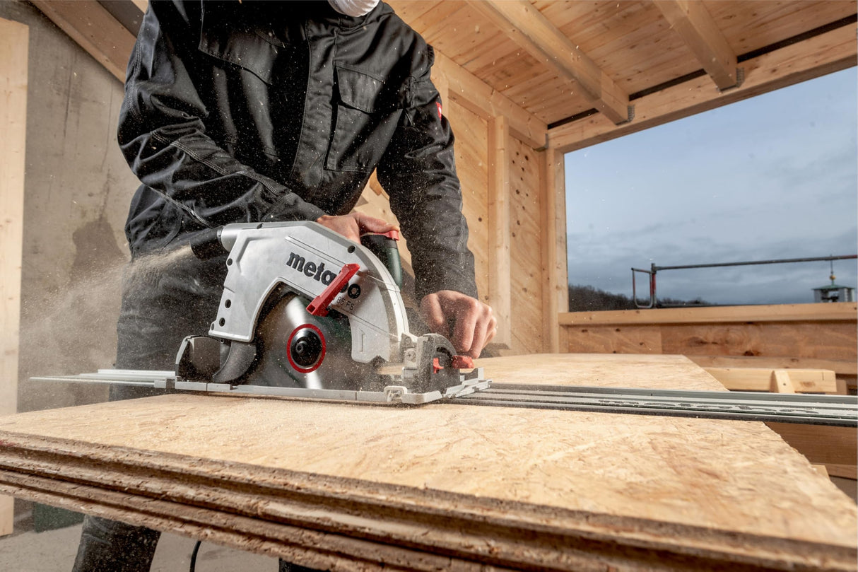 Metabo KS 85 FS 601085500 - Sierra circular de mano (sierra con hoja de 235 mm de diámetro, 2000 W, velocidad de corte 55 m/s, longitud de cable 4 m, con maletín)