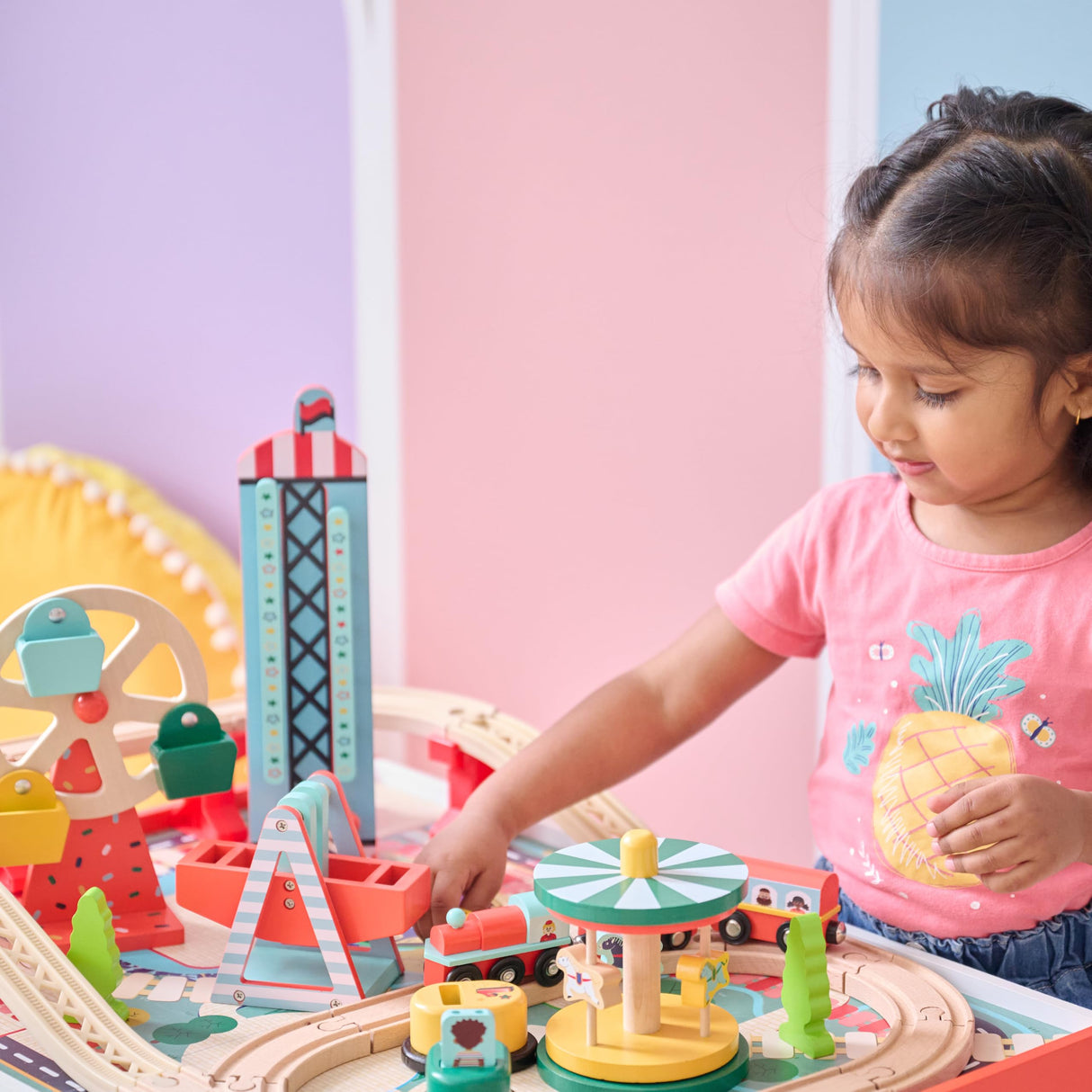 Teamson Kids Mesa de Juego en Madera con 6 Mini Juegos, Caja de Almacenamiento incluida y Espacio para Juego Creativo sin Pantallas
