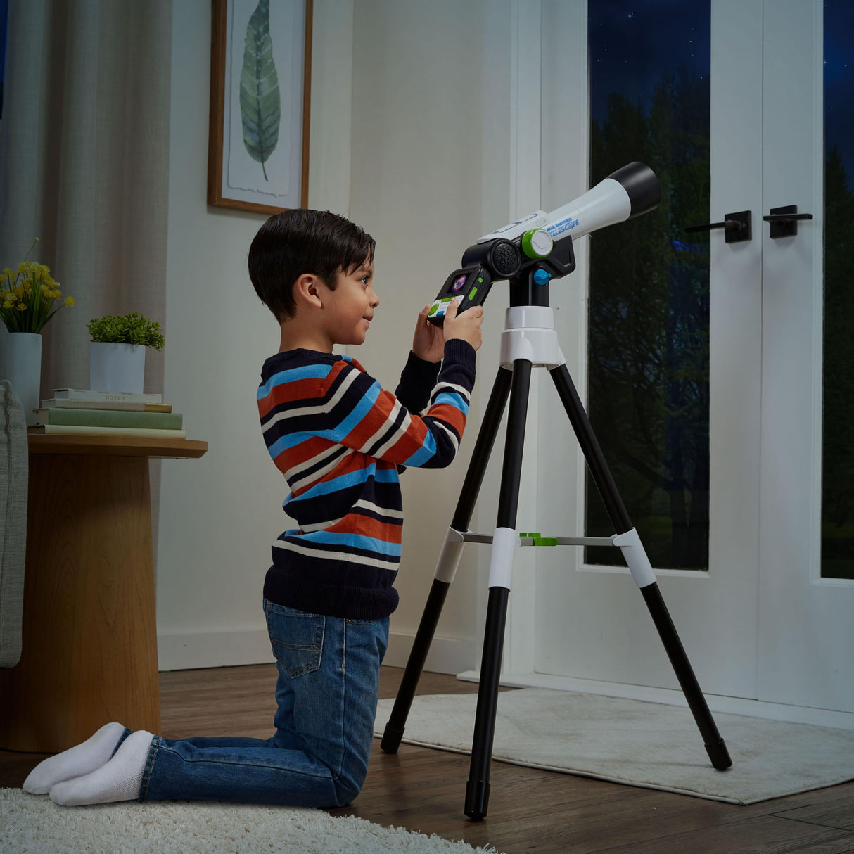 VTech - Telescopio Multimedia Aventuras espaciales, Telescopio Interactivo con Pantalla a Color, +200 Fotos y vídeos de la NASA, Juguete científico niños +7 años, Contenido en Español