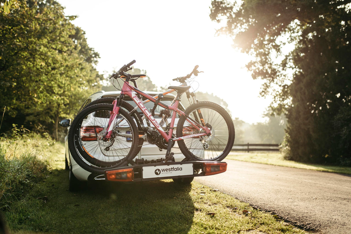 Westfalia Portabicicletas Bikelander para Enganches, para 3 Bicicletas, Apto para Bicicletas eléctricas, Plegable, Luces híbridas LED