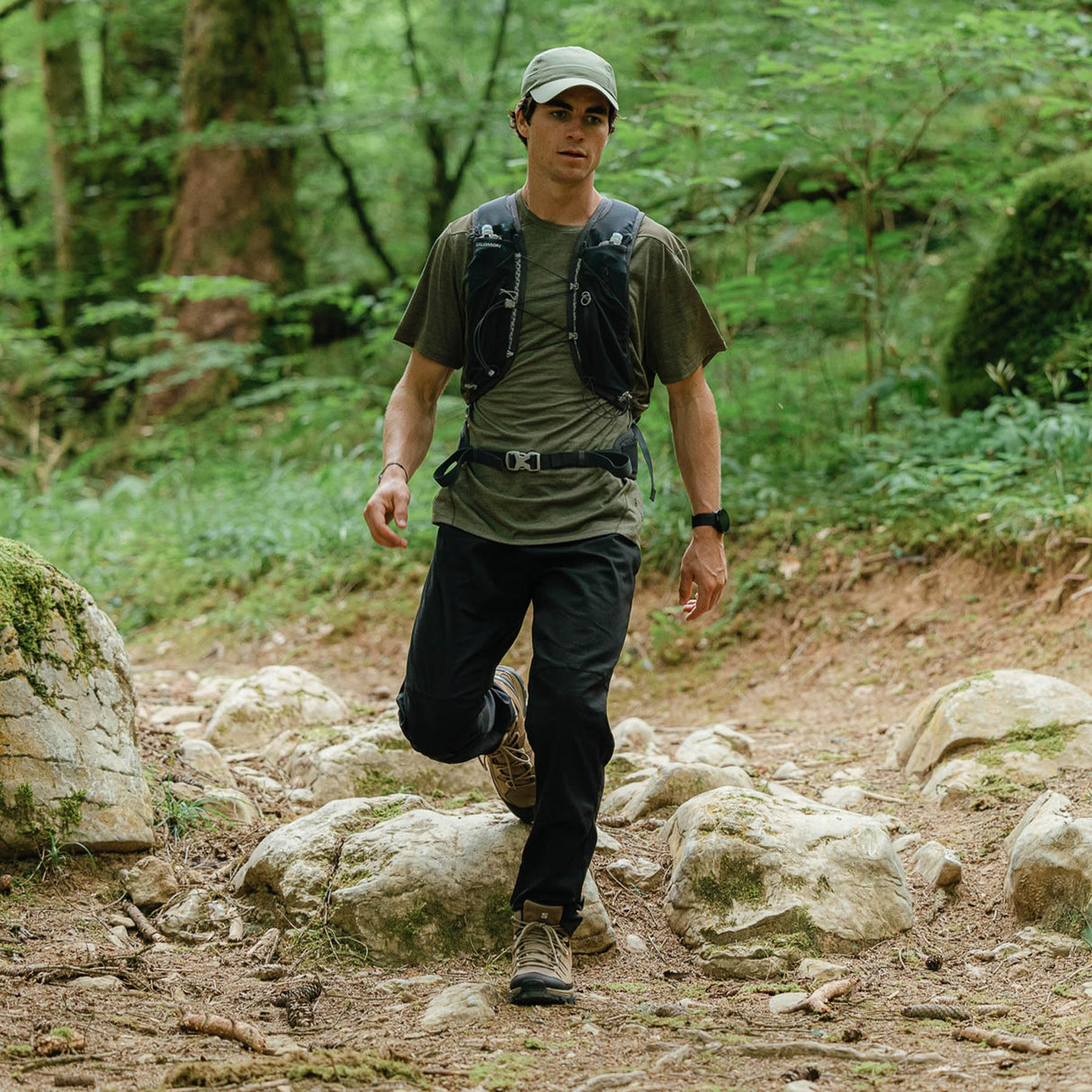 Salomon Quest Rove Gore-Tex Zapatillas de Backpacking para Hombre, Específica para excursionismo, Protección al aire libre, Rendimiento fiable, Kangaroo, 42