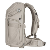 VANGUARD Veo Metro B30L CM - Mochila fotográfica para cámara objetivos, portátil de 16 y tablet, crema