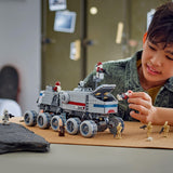 LEGO Star Wars 75413 Juggernaut de la República - Juguete de Construcción con 3 Figuras de Droides y 5 Minifiguras inc. Ki-Adi-Mundi con Espada Láser - Regalo para Niños de 9+ Años de Las Guerras Clon