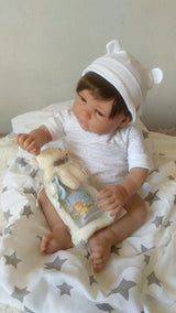 Bebè Reborn Bruno.Muy Realista,Mide 52CMY Pesa 2,3KG,Cuerpo Y Dimensiones HIPERREALISTA,MANITAS Y PIES PROPORCIONADOS,Hecho EN ESPAÑA,Vinilo DE Silicona,Mucha Movilidad.