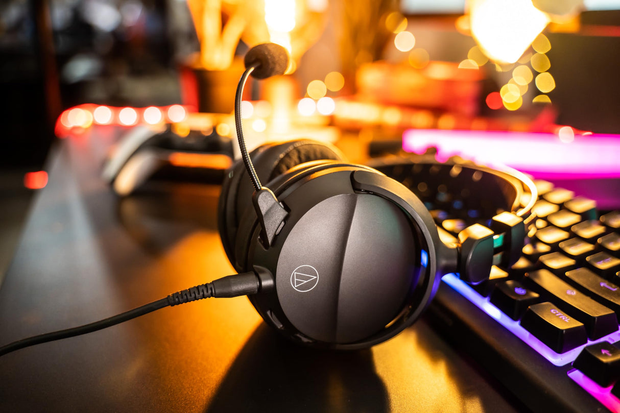Audio-Technica Auriculares Cerrados de Alta Fidelidad Para Videojuegos Negro