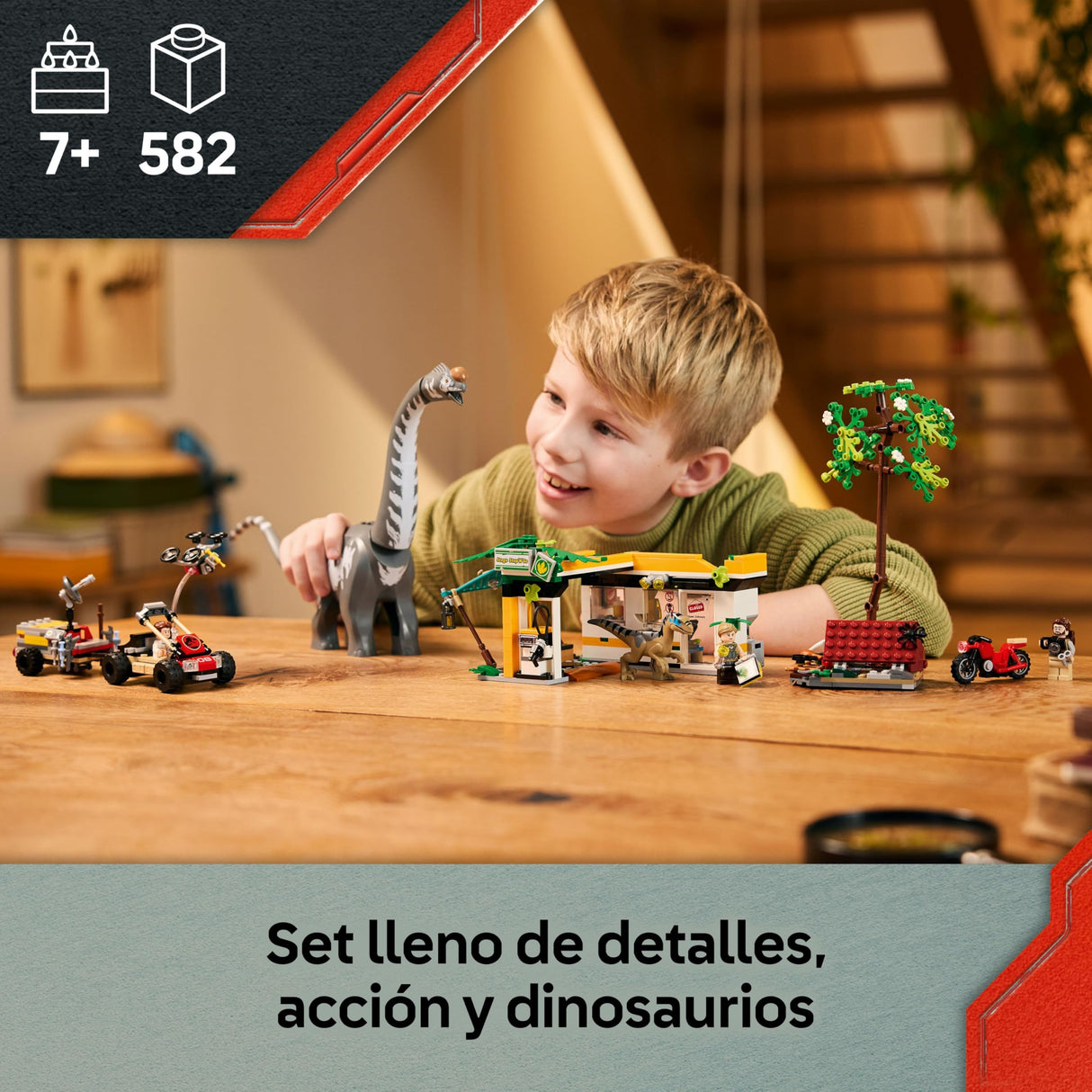 LEGO Jurassic World Misión de Seguimiento: Raptor y Titanosaurus - Dinosaurios de Juguete con 3 Minifiguras, Coche Todoterreno, Dron y Moto - Regalo para Niños y Niñas de 7+ Años 76973