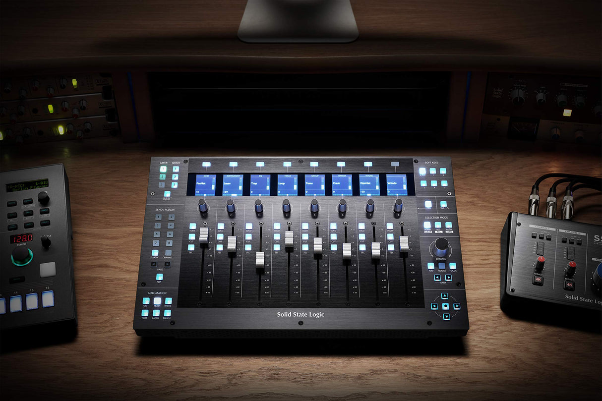 SSL UF8 Controlador