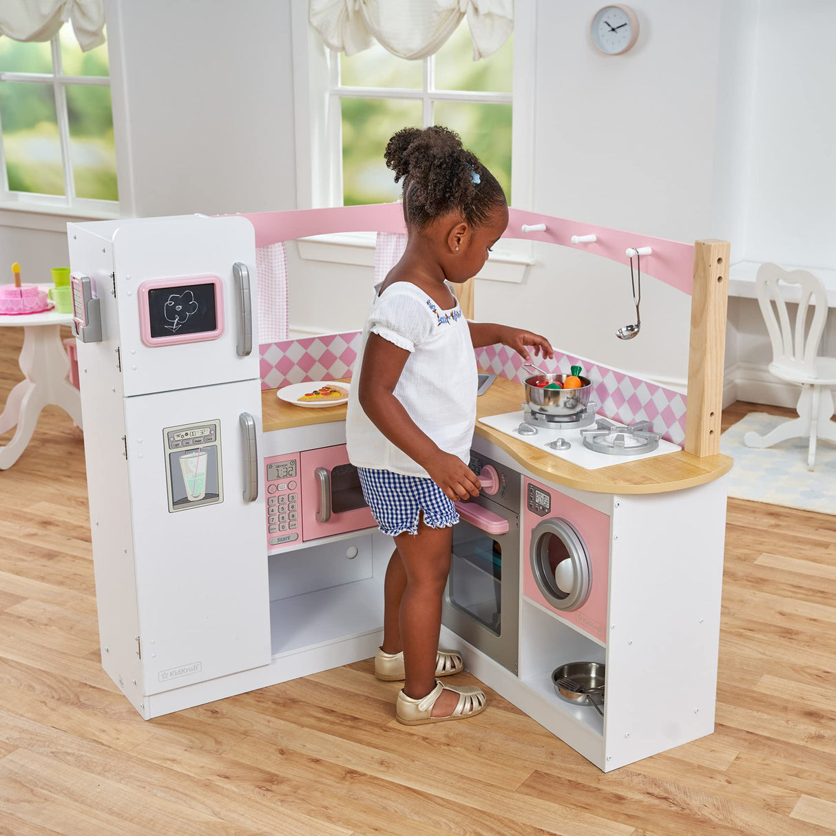 KidKraft Cocina de Juguete Grande Gourmet de Madera con teléfono de Juguete y Accesorios, Set Utensilios de Cocina Infantil, Juguetes niños 3+ años (53185)