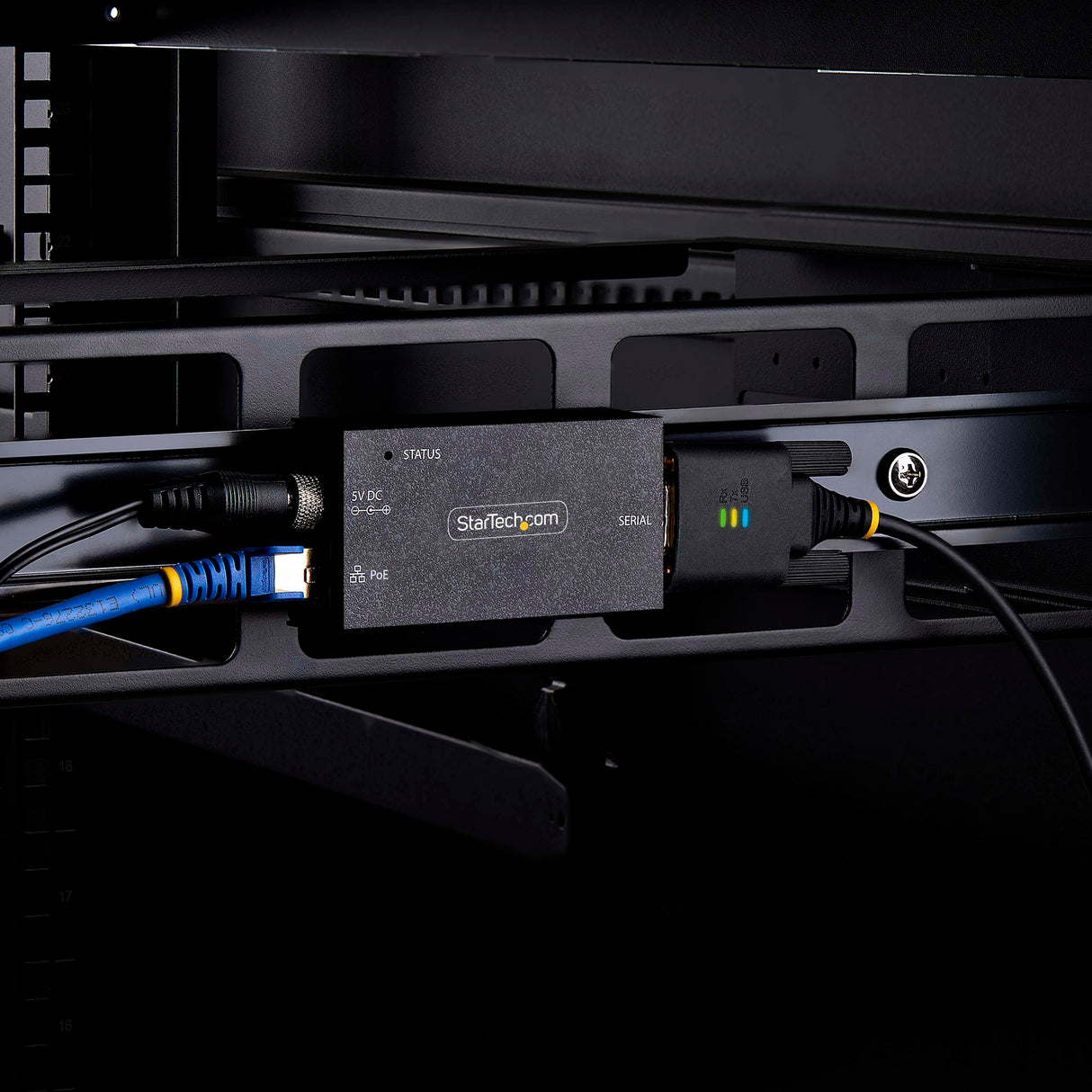 StarTech.com Adaptador Serie a Ethernet - Servidor LAN de Dispositivos Serie RS232 1 Puerto - PoE 802.3af - Carril DIN