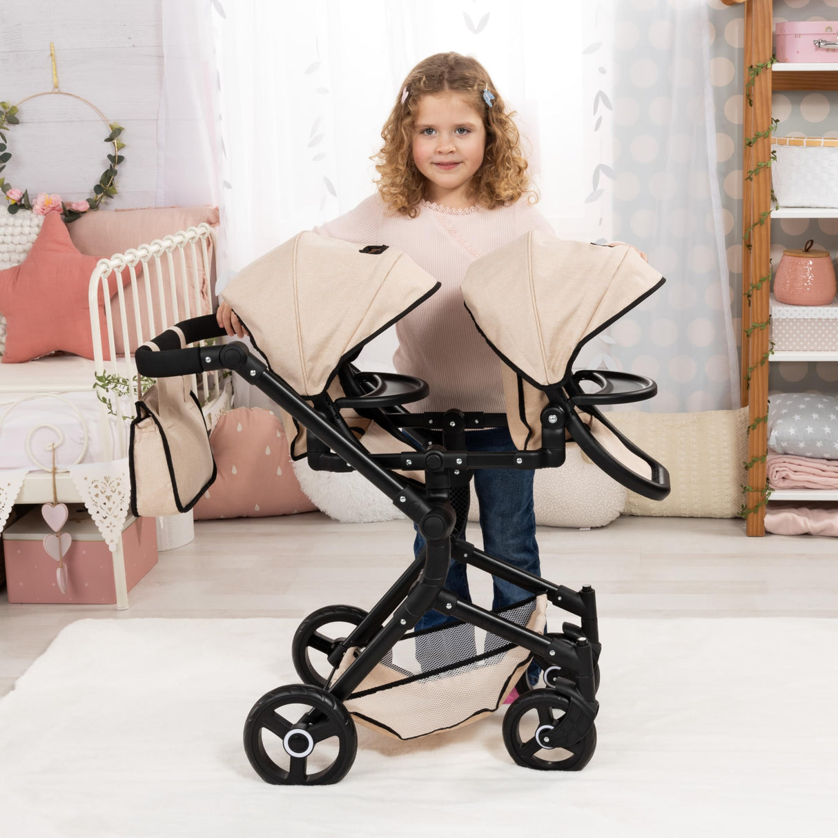 Bayer Design 26275AA Cochecito de muñeca gemelas, Carrito Paseo para muñecos, Ajustable en Altura, Plegable, con Bolsa