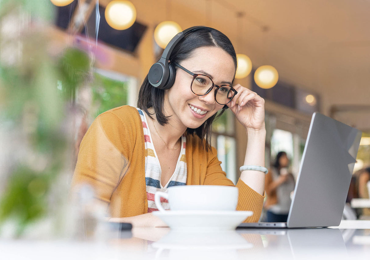 Cisco Auriculares 730, Auriculares Bluetooth inalámbricos Dobles con Estuche, Adaptador Bluetooth HD USB-A, Cables USB-A y de 3,5 mm, Negro carbón, garantía Limitada de 1 año (HS-WL-730-BUNA-C)