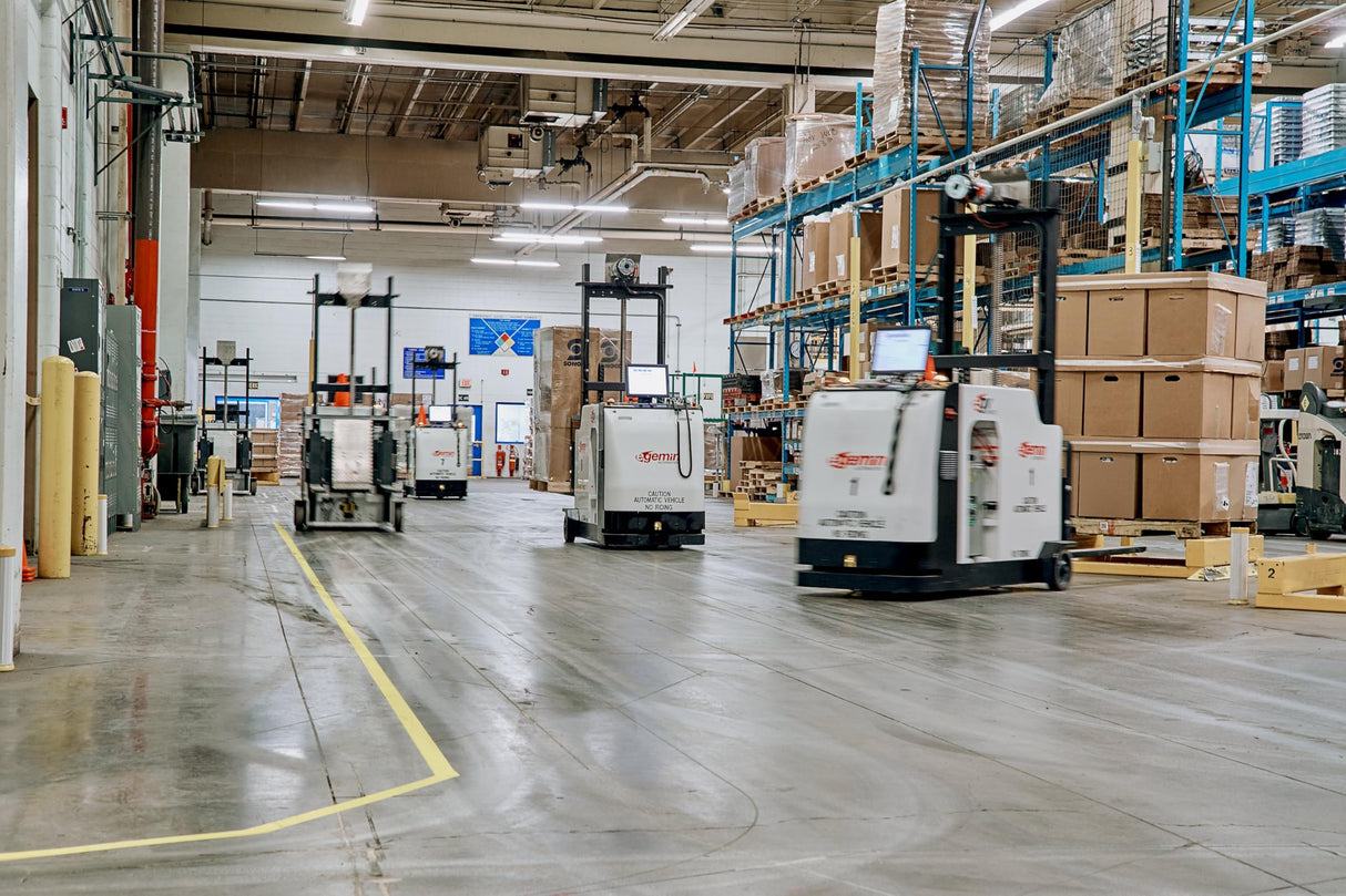 3M Cinta Duradera para Marcar Pisos 971L, Yellow, 76.2 mm x 33 m, 0.43 mm, Individually Wrapped Conveniently Packaged