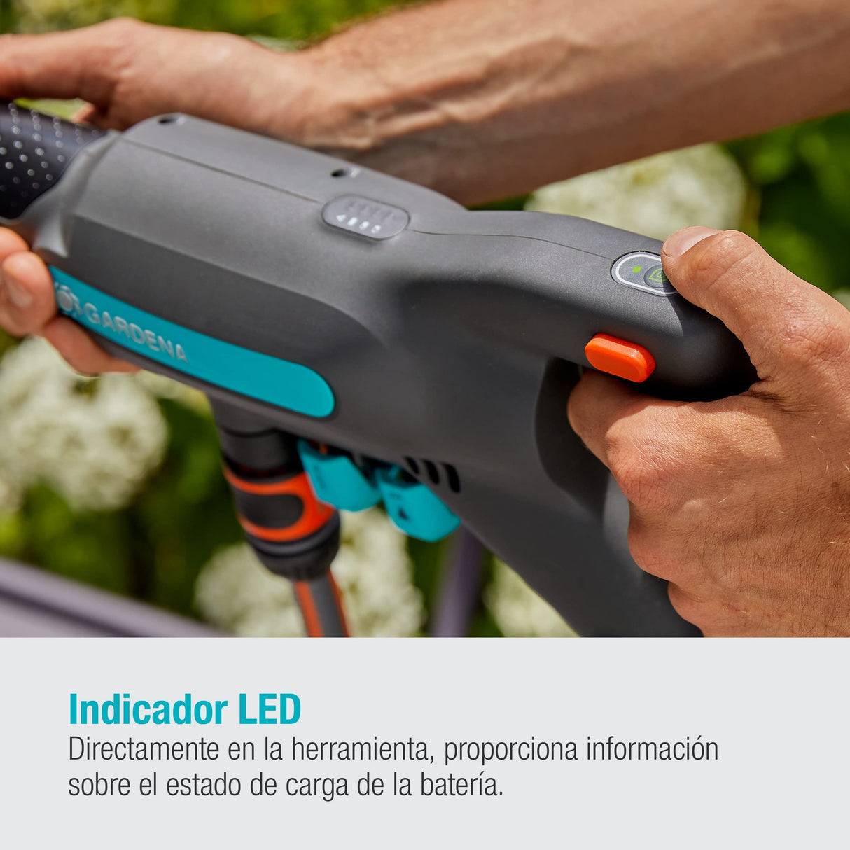 Gardena Set premium para limpiador inalámbrico de presión media AquaClean 24/18V P4A: limpiador inalámbrico equipamiento completo, 3 niveles, presión máx. 24 bar, con batería + cargador (14800-31)