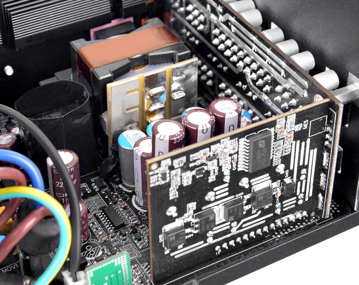 Thermaltake Toughpower GF A3 1200W Oro | Totalmente Modular | ATX 3.0 | PCIe de 5.ª generación