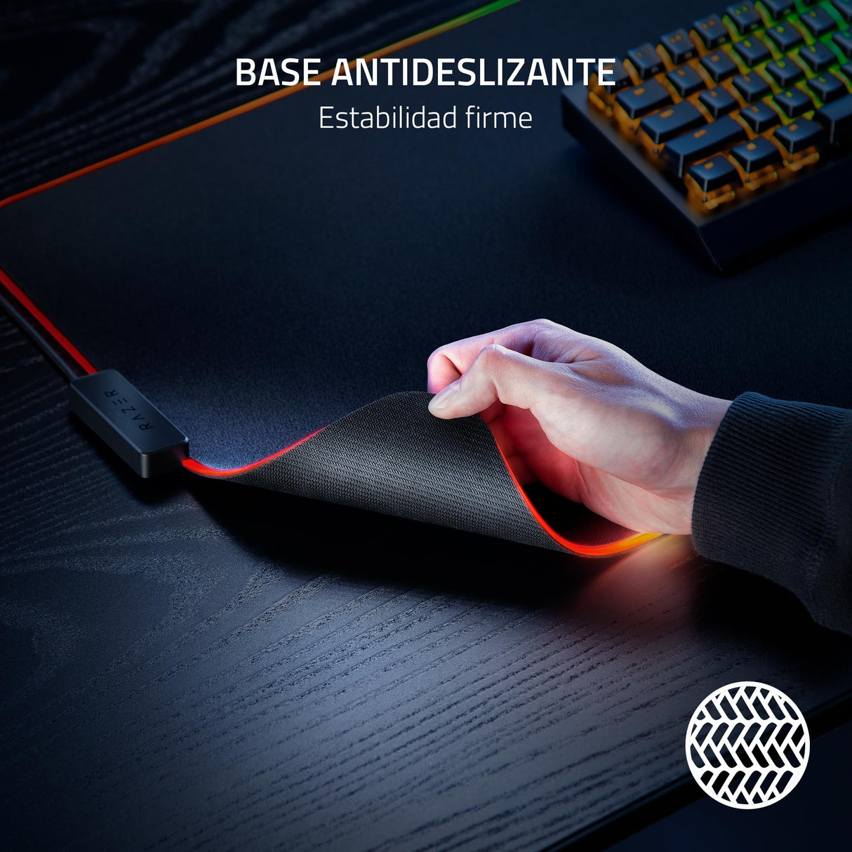 Razer Strider Chroma - Strider Chroma - Hybrid Mouse Mat with Chroma RGB
