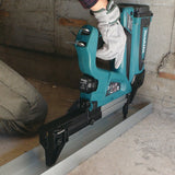 Makita GN420CLSE - Clavadora De Gas A Batería