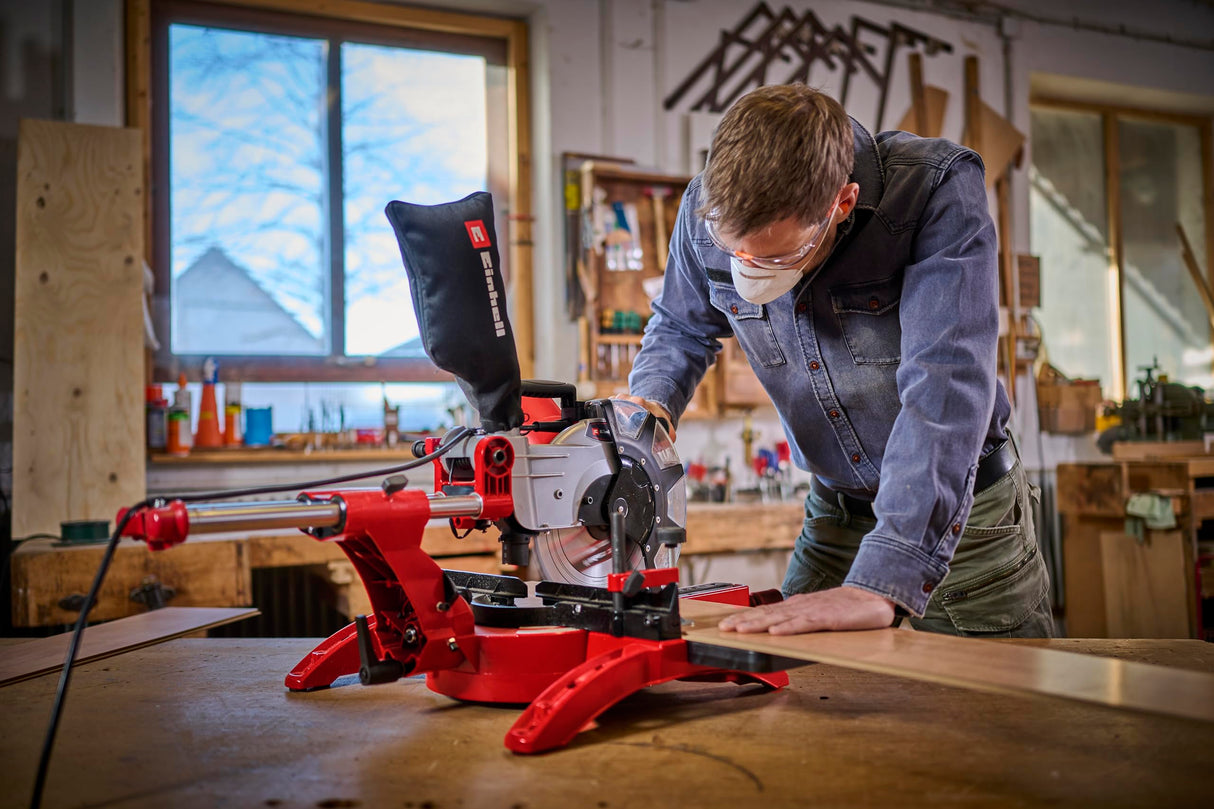 Einhell Ingletadora TC-SM 2534/1 Dual (máx. 2350 W, Función de tracción integrada, cabezal de sierra inclinable, tope de pieza de trabajo, láser, Incluye hoja de sierra de precisión de carburo)