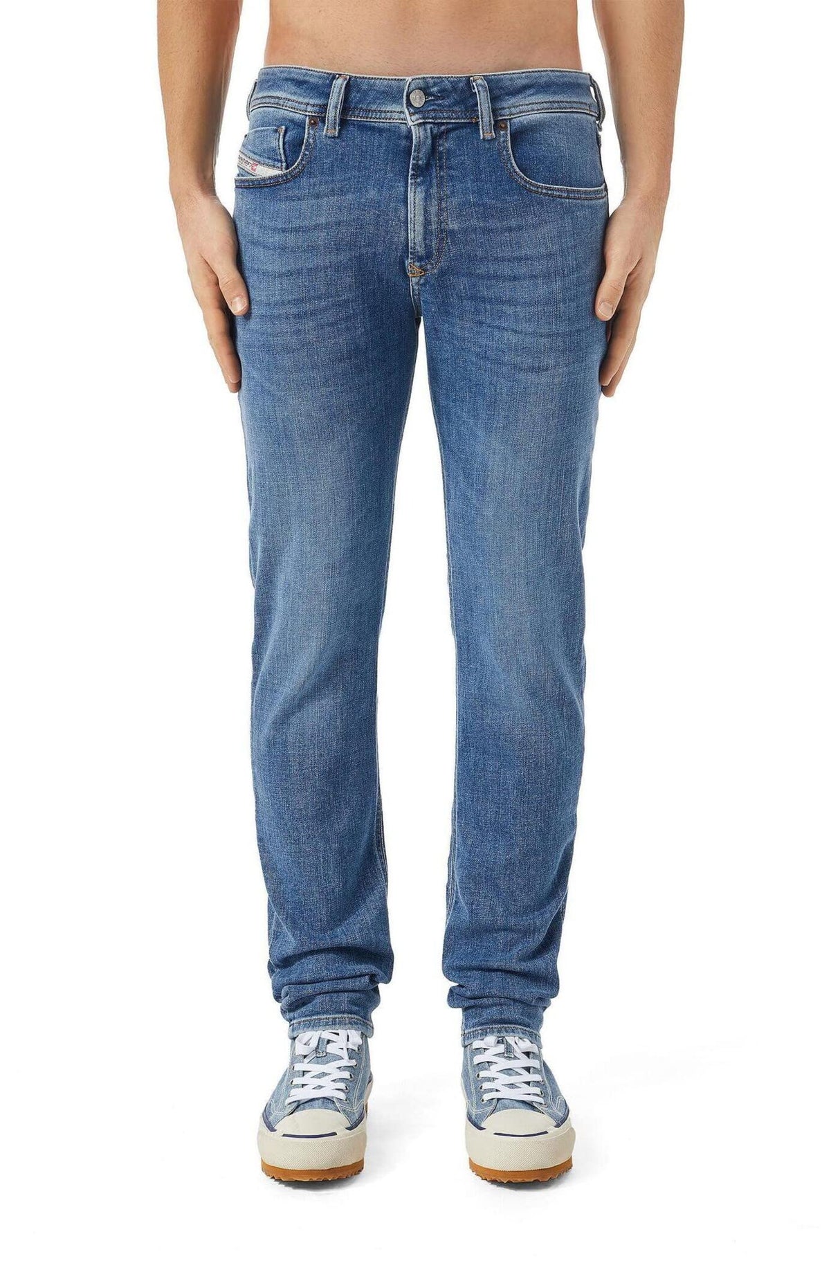 Diesel 1979 Sleenker L.32 Pantaloni Denim DSL Men, Color 01, Talla 31