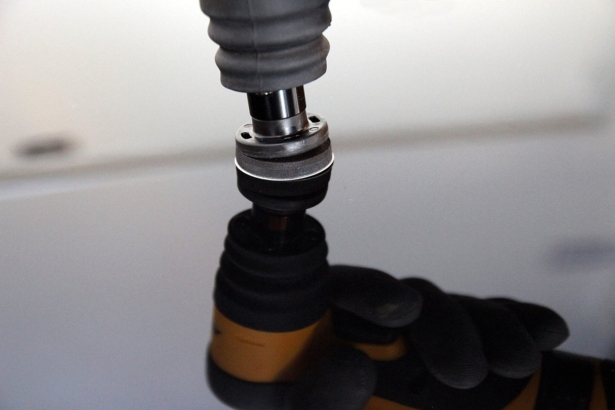 Mirka AOS-B 130NV Lijadora excéntrica sin cable para discos de lija de Ø 32mm, max 12V, incluye batería de 2,5Ah, carrera de 3,0mm, 8991230312