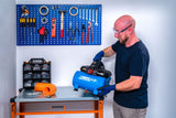 ABAC Compresor de aire silencioso portátil EASE-AIR 6, Compresor de aire sin aceite, Presión máxima 8 bar, Potencia 0.75 Hp, Depósito 6 litros, Nivel sonoro 49 dB