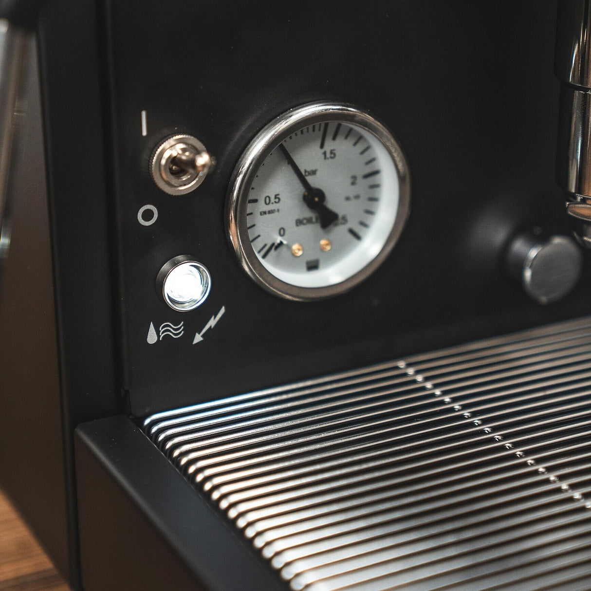 La Pavoni LPSCVB01EU, Semi-Professional Coffee Machine Cellini Evolution, Black mat