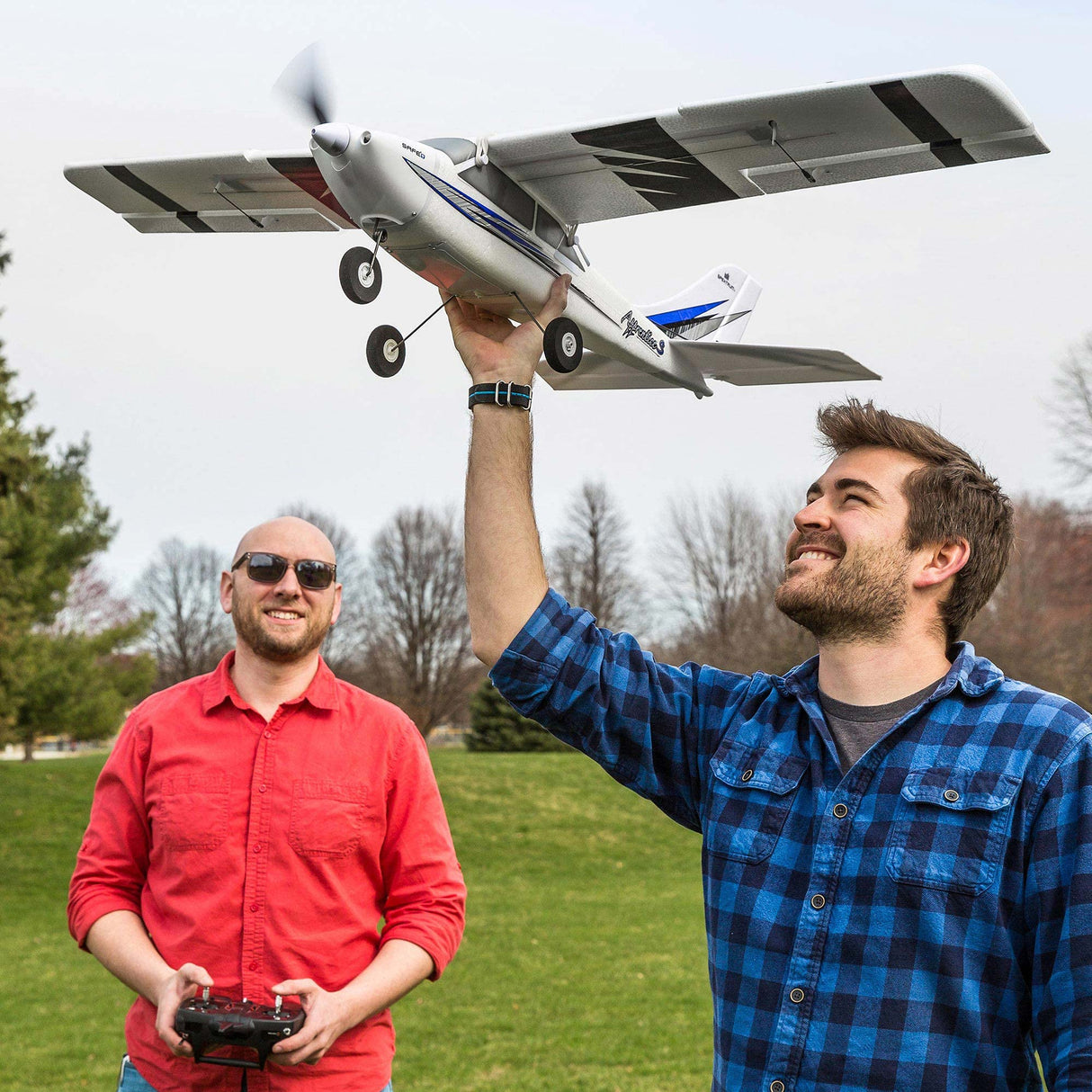 Hobbyzone Apprentice RC Airplane S 2 1,2 m RTF Basic (Battery and Charger Not Included) with Safe