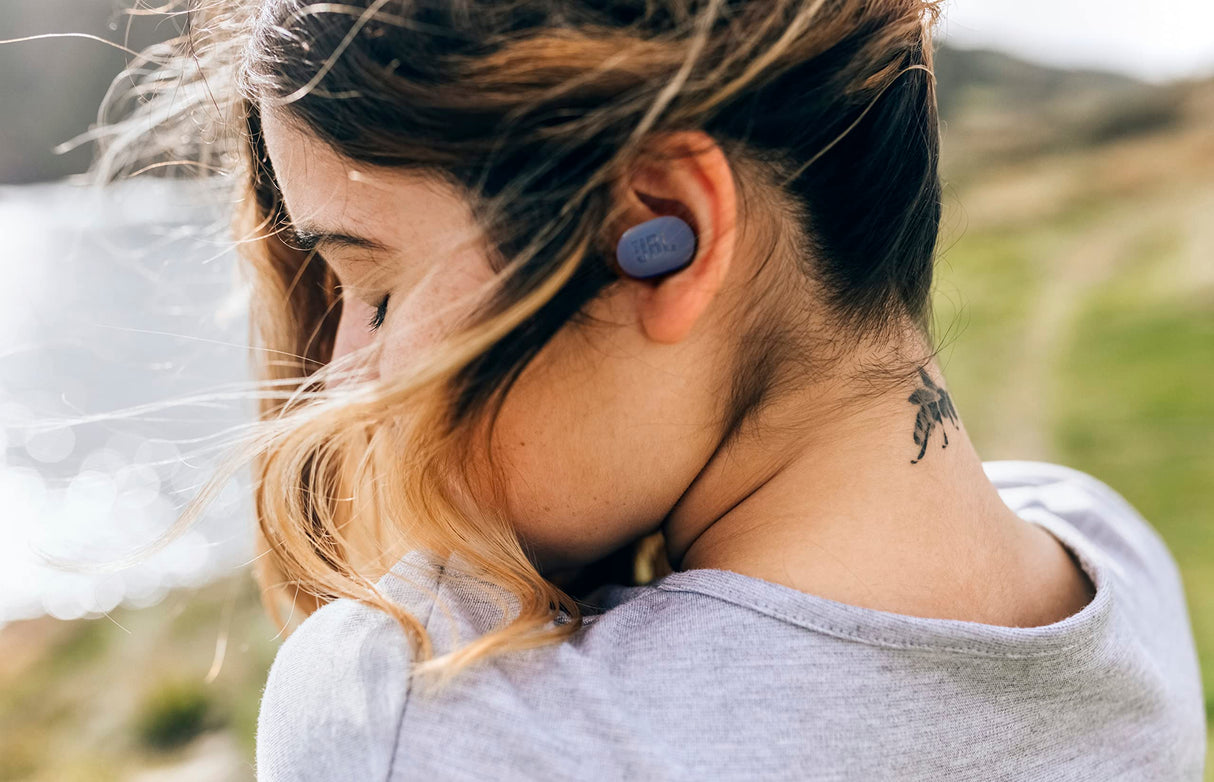 JBL Auriculares Tune Buds In-Ear, inalámbricos, resistentes al agua, cancelación de ruido y tecnología de 4 micrófonos, con batería de hasta 48 horas de duración, en morado