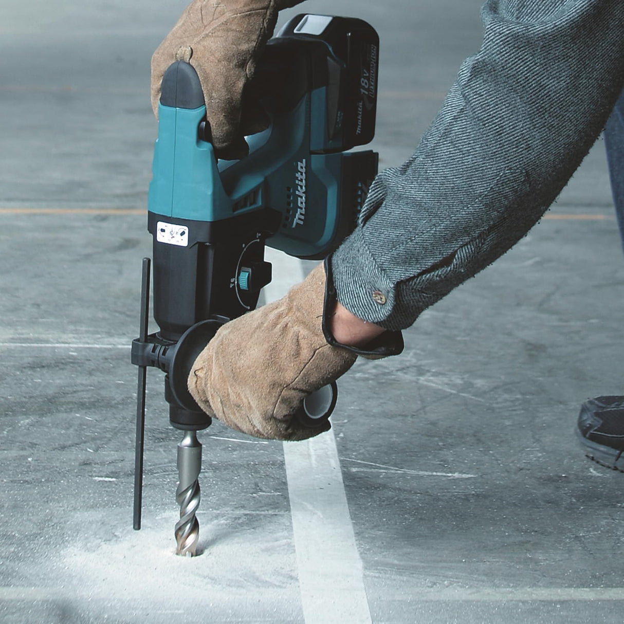 Makita Hammer DHR243Z 18V SDS-Plus 2.0 J BRUSHLESS 3 Funciones (SOLO CUERPO)
