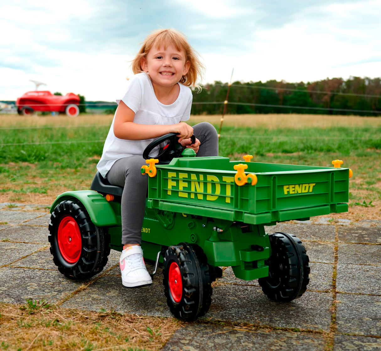 Big Fendt - Tractor Infantil con Cadena de precisión, Asiento Ajustable en 3 Posiciones, hasta 50 kg, Licencia de Fendt, para niños a Partir de 3 años, Verde, Amarillo, Negro y Rojo