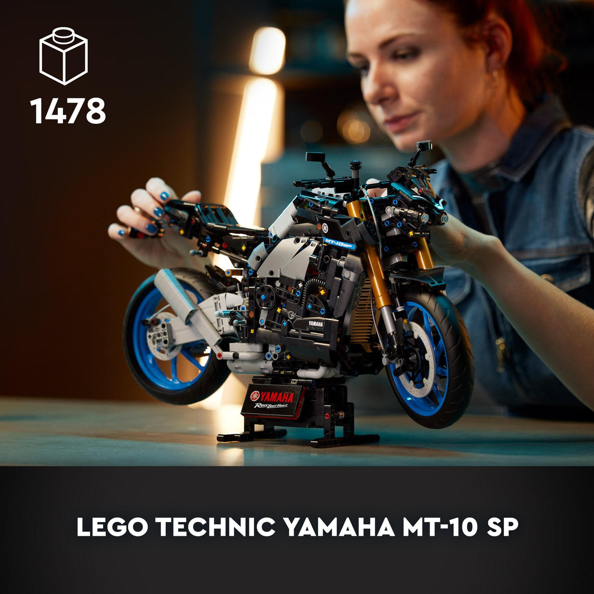 LEGO 42159 Technic Yamaha MT-10 SP, Kit de Maqueta de Moto para Adultos, Reproducción Auténtica con Motor de 4 Cilindros, Dirección Funcional y App AR, Vehículo Regalo para Hombres y Mujeres