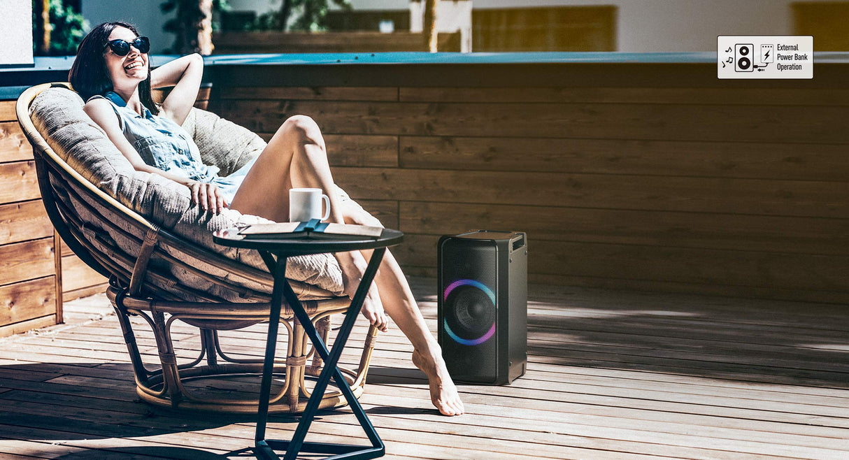 Panasonic SC-TMAX5 - Sistema de Sonido Portátil (150 W, 16 cm Woofer, Wireless, Base de Carga para Smartphone, Efectos de luz, Powerbank, CD, Bluetooth, DJ Sampler, USB, MAX DJ Effect) Negro