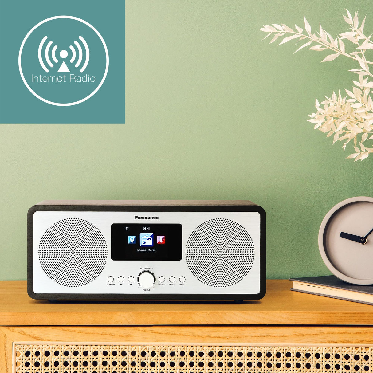 Panasonic RF-D40EGK-K Radio de Internet y Dab+/FM con Bluetooth, 6 W, Altavoces de 7,5 cm, LCD a Color TFT de 2,4", Alarma y Temporizador de Apagado, Mando a Distancia, USB, Wi-Fi, Negro