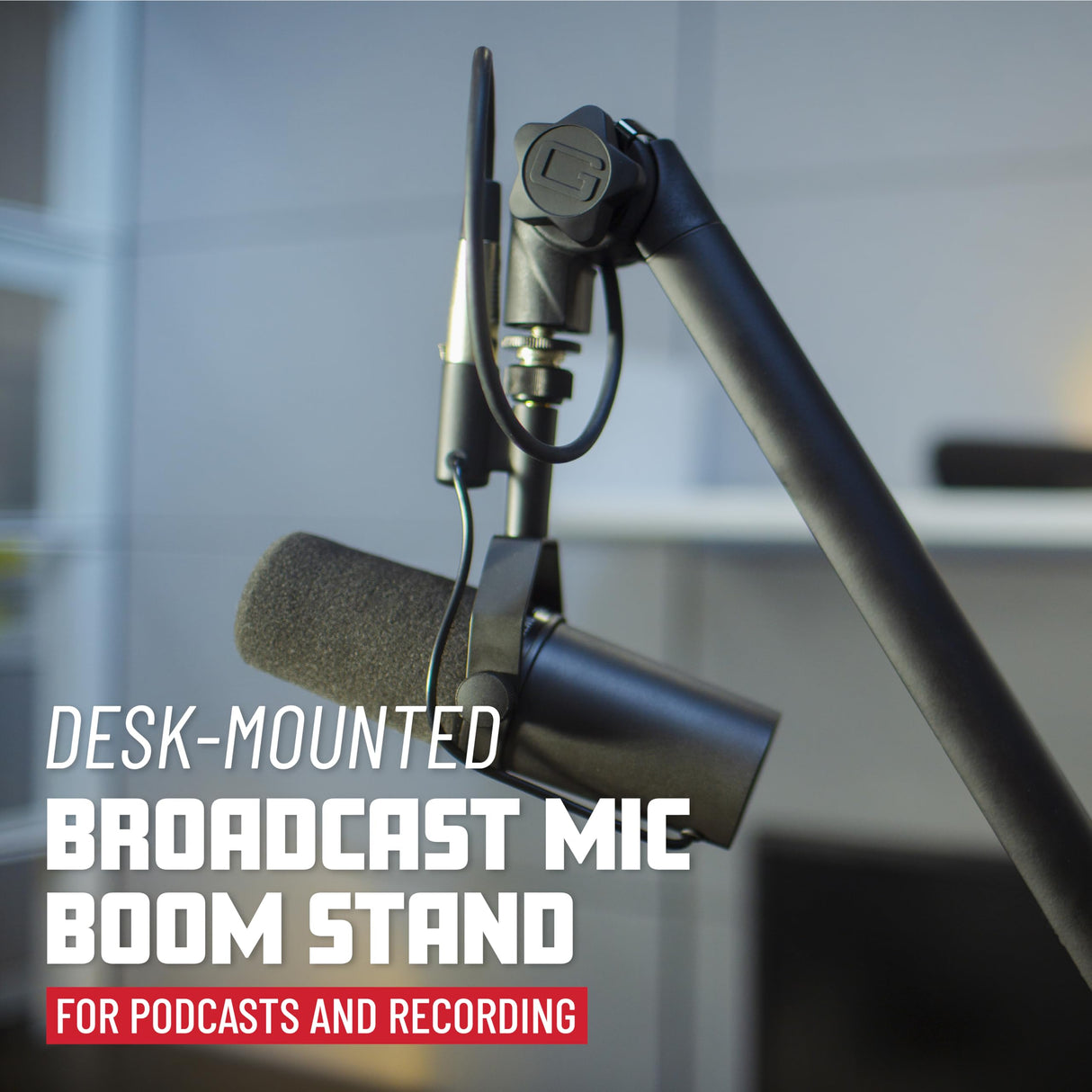 Gator Frameworks Soporte de micrófono Deluxe para podcasts y grabaciones, con cable XLR integrado (GFWBCBM3000)