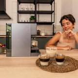 Cecotec Cafetera Cápsulas Express con Tanque de Leche FreeStyle Latte T. 1350W, 20 Bares, Compatible con Café Molido, Dolce Gusto, Nespresso y K-Fee, Depósito 1,6L de Agua y 400ml de Leche