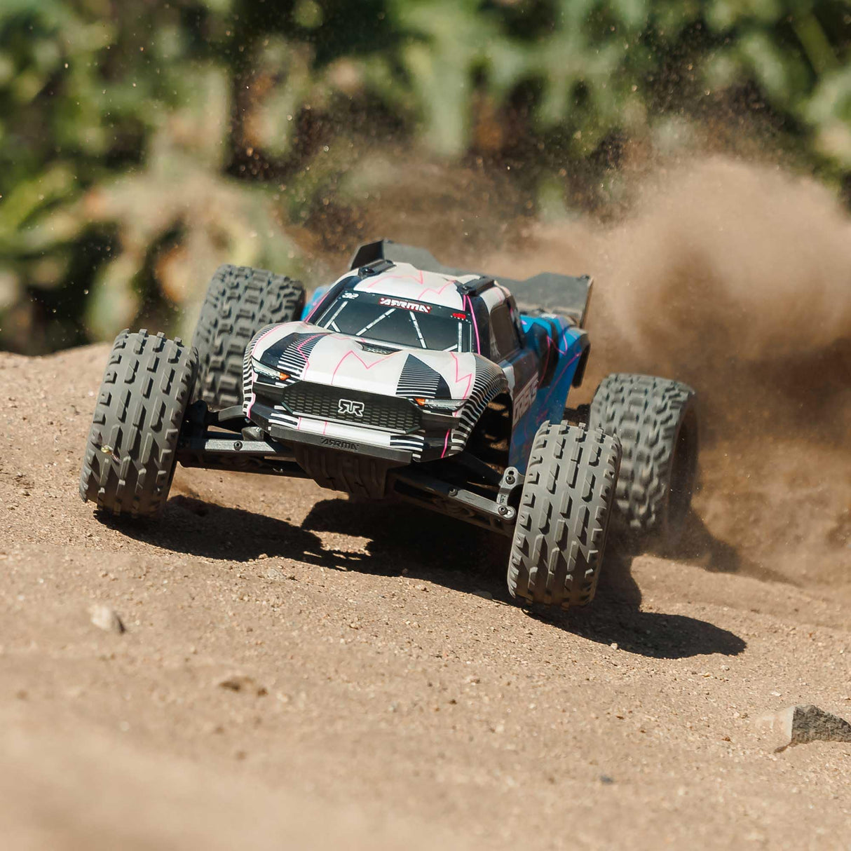 ARRMA VORTEKS Mega 550 2WD Coche teledirigido 1/10, Stadium Truck, más de 30 km/h, actualizable, Incluye Accesorios, Azul, ARA3205T1