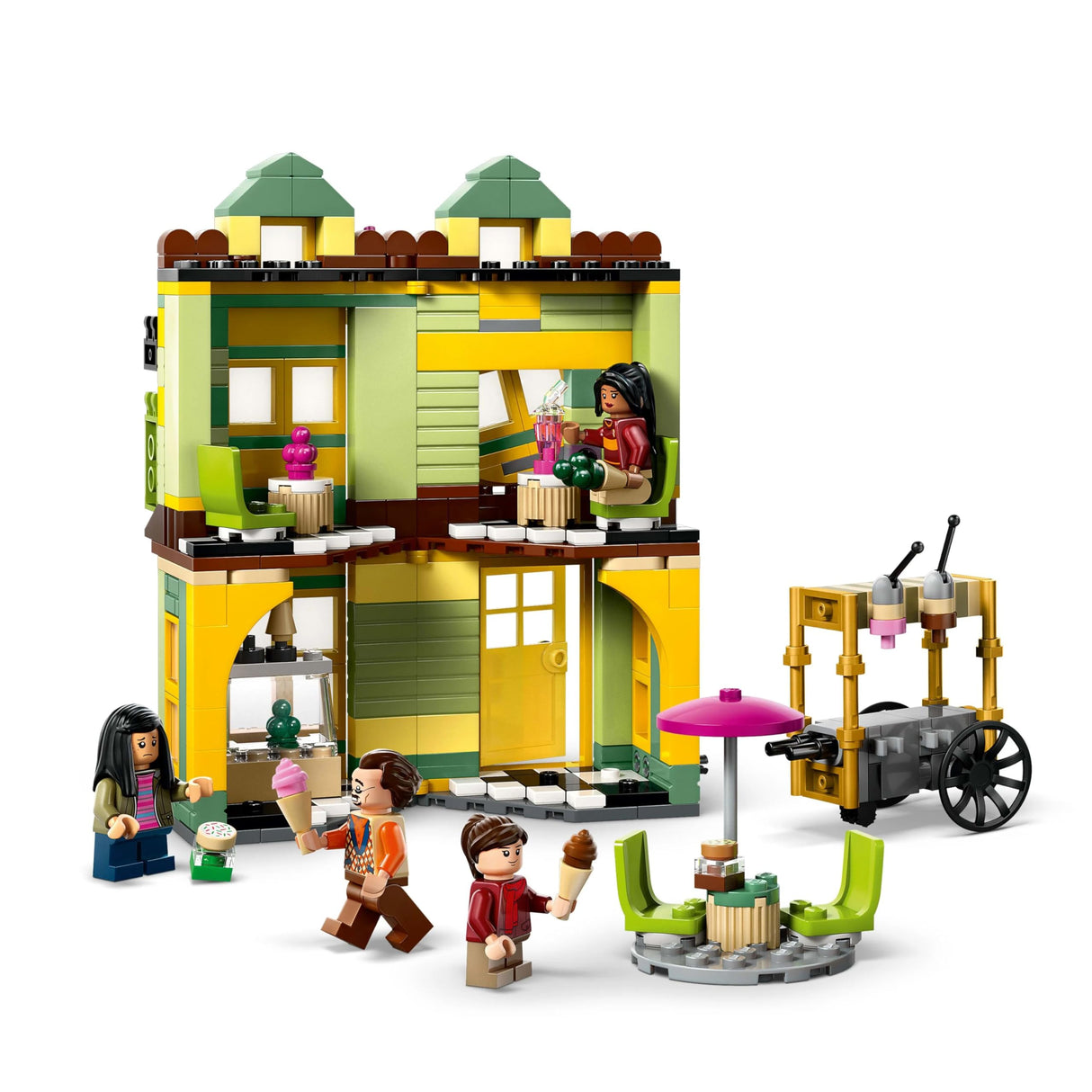 LEGO Harry Potter Artículos de Calidad para Quidditch y Heladería - Tiendas del Callejón Diagon de Juguete - 6 Minifiguras, Nimbus 2000 y Snitch Dorada - Regalo para Niños y Niñas de 8+ Años 76452