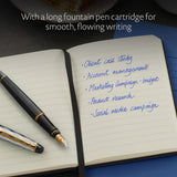 Pluma estilográfica Waterman Expert, en metal y lacado negro con adorno dorado, capuchón cincelado, plumín mediano de acero inoxidable